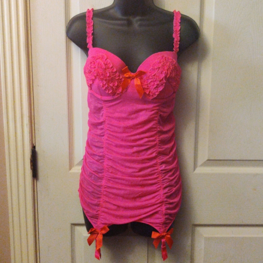 Victoria's Secret Intimate and Sleep ware Size 36D